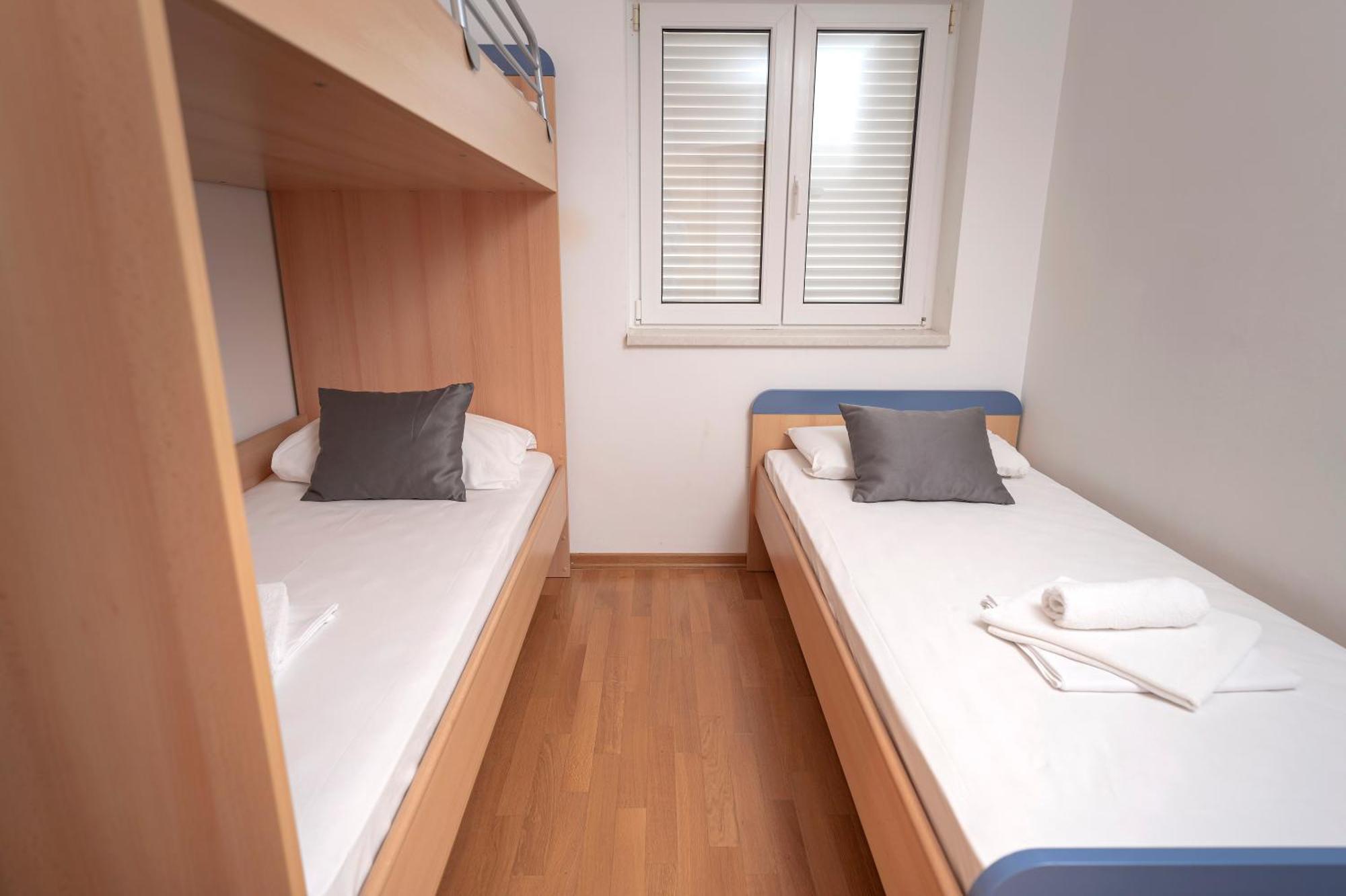 Villa Dalmatia Apartments Bol Ngoại thất bức ảnh