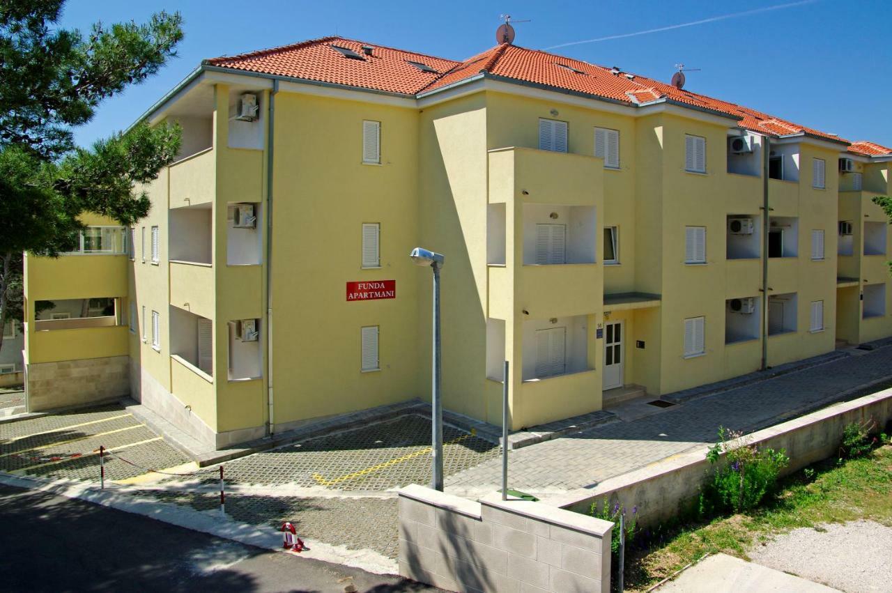Villa Dalmatia Apartments Bol Ngoại thất bức ảnh